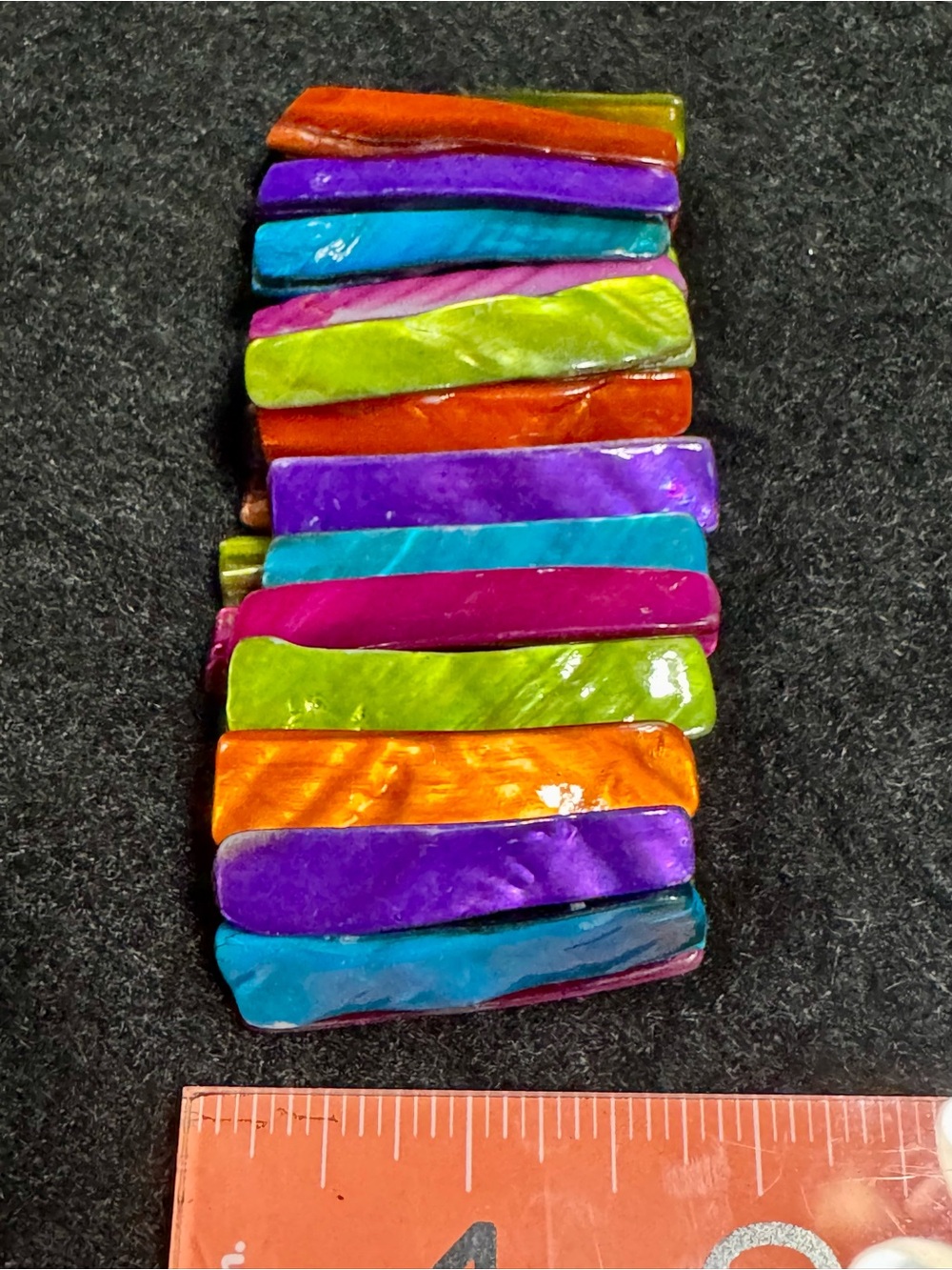 Multi-Color Shell Stretch Bracelet - Picture 2 of 8